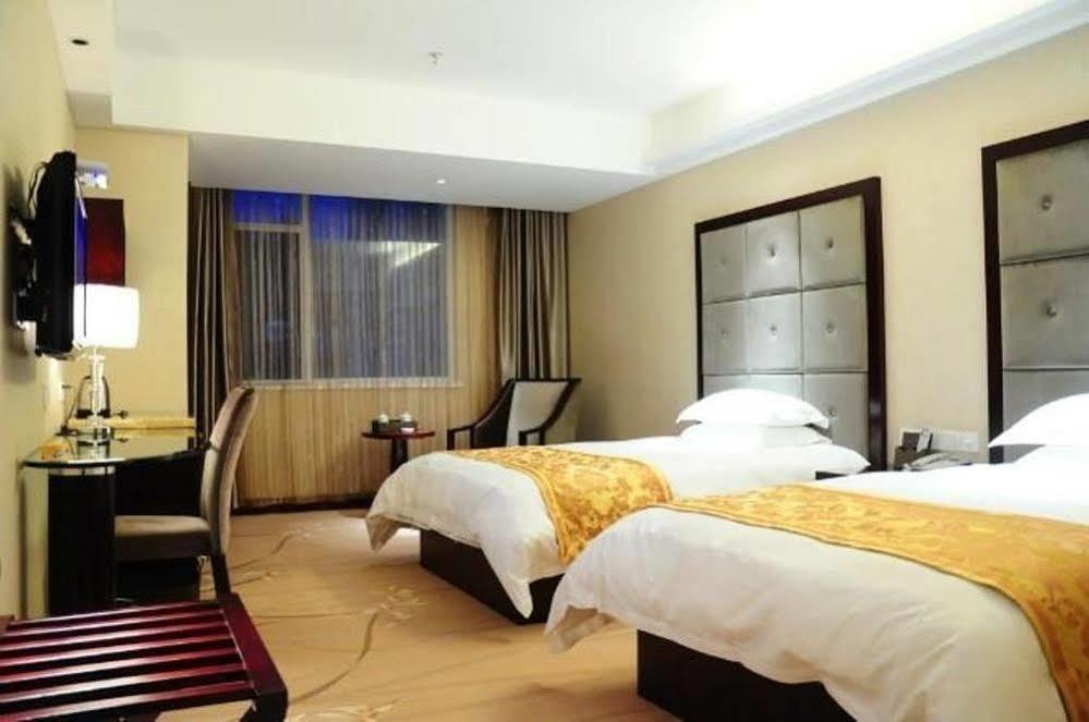 Ronghe Holiday Hotel Shiyan  Extérieur photo